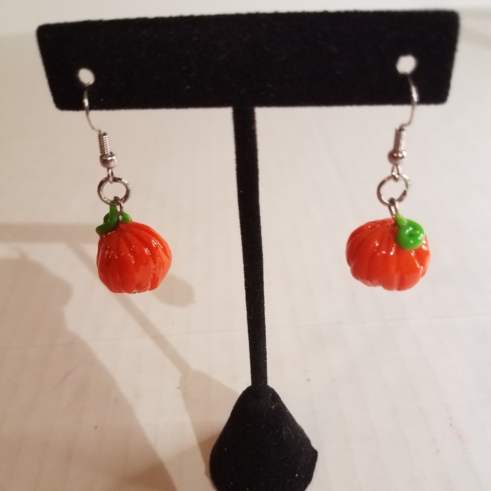 Handmade Halloween pumpkin earring 1o7
